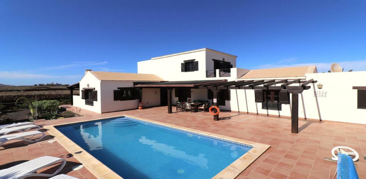Villa Flora لاجاريس المظهر الخارجي الصورة